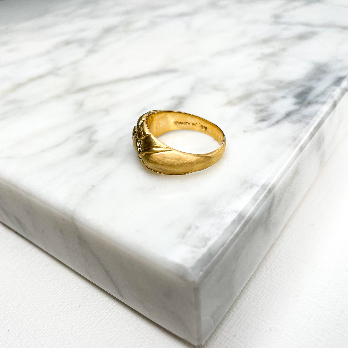 Easal Ring