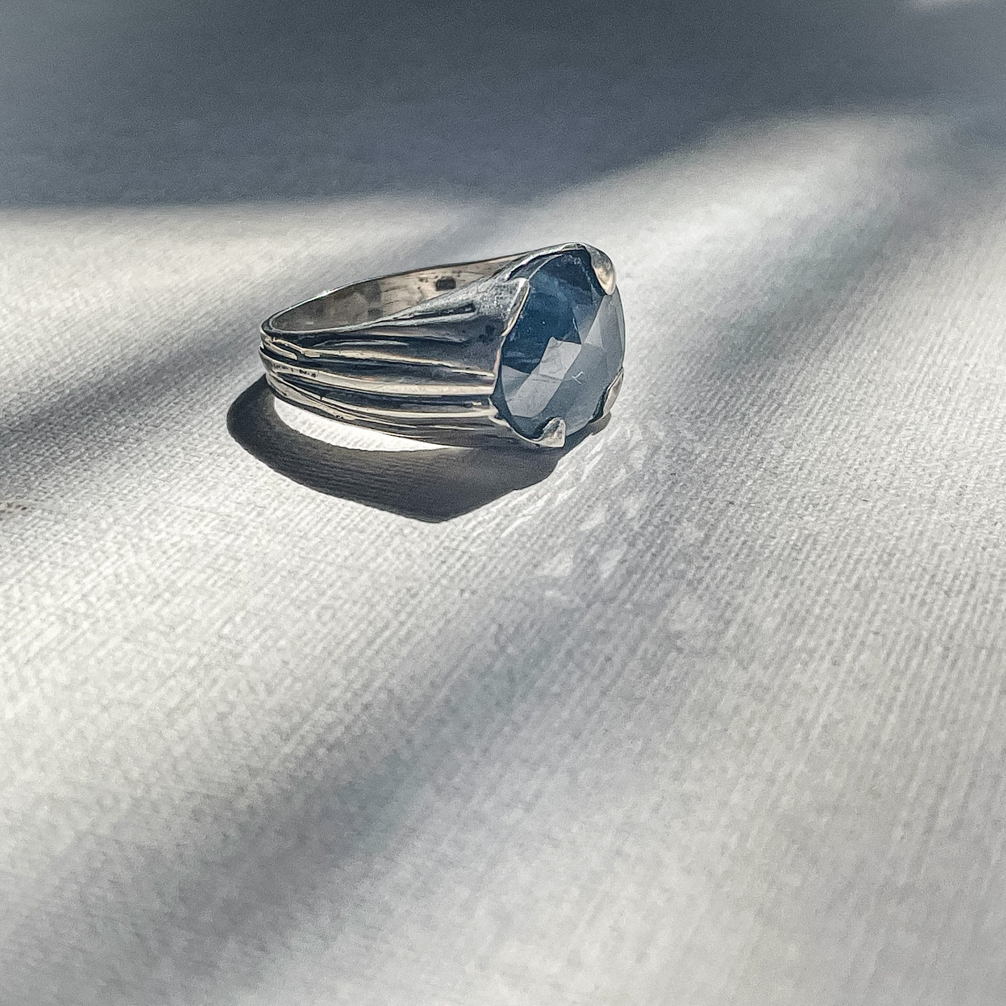 DRAGONFLY RING