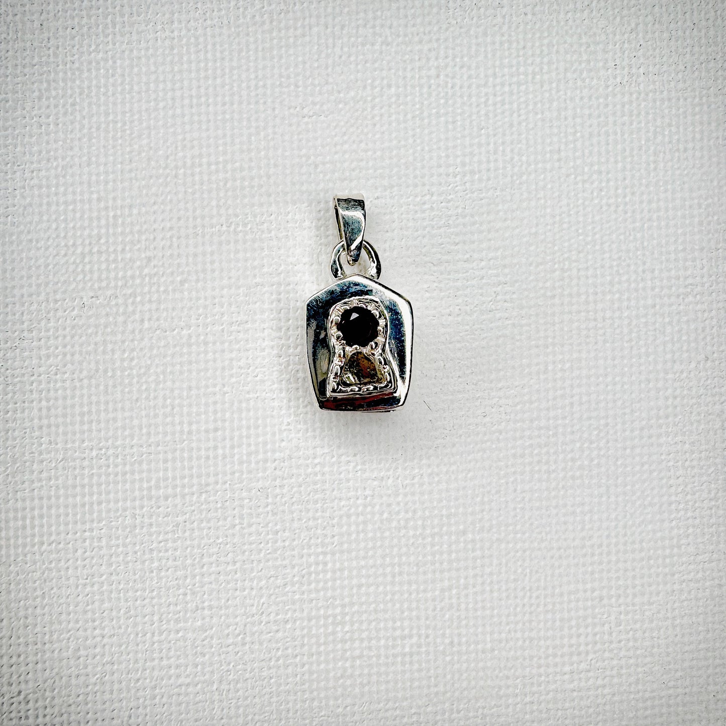 Lock-it Charm