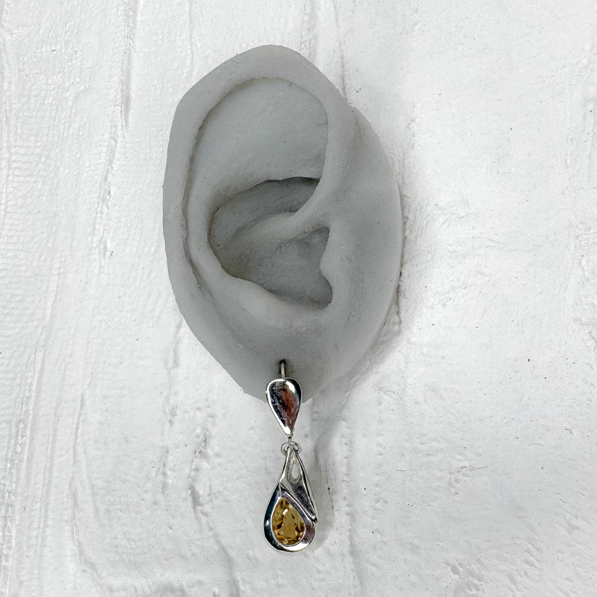 Cat Eye Earrings Set