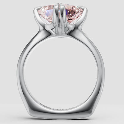 Princess-Cut Engagement Ring in Platinum