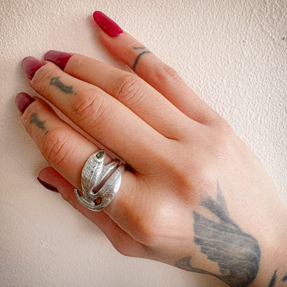 Sanke Leaf Ring