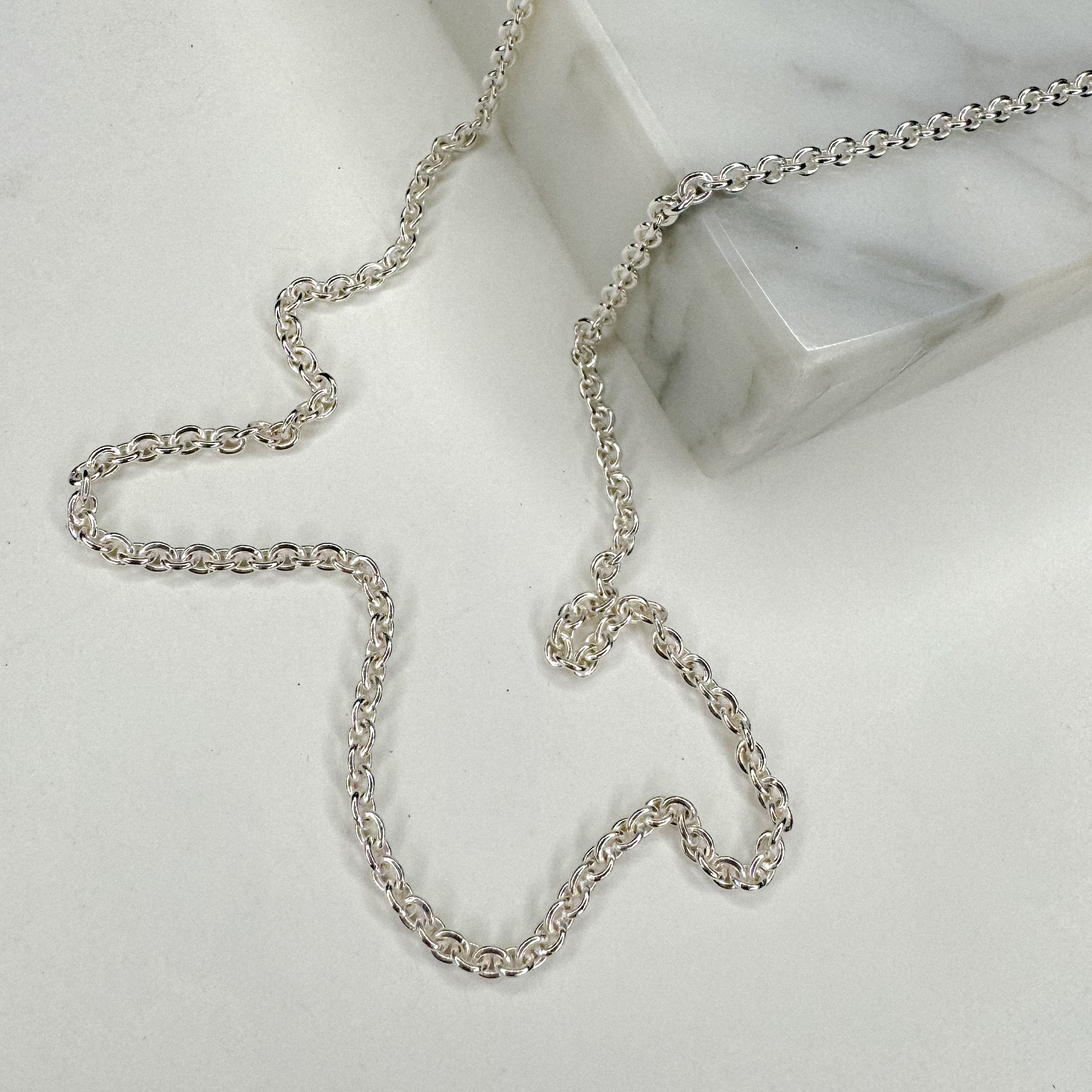 Cuban non Rhodium cable link