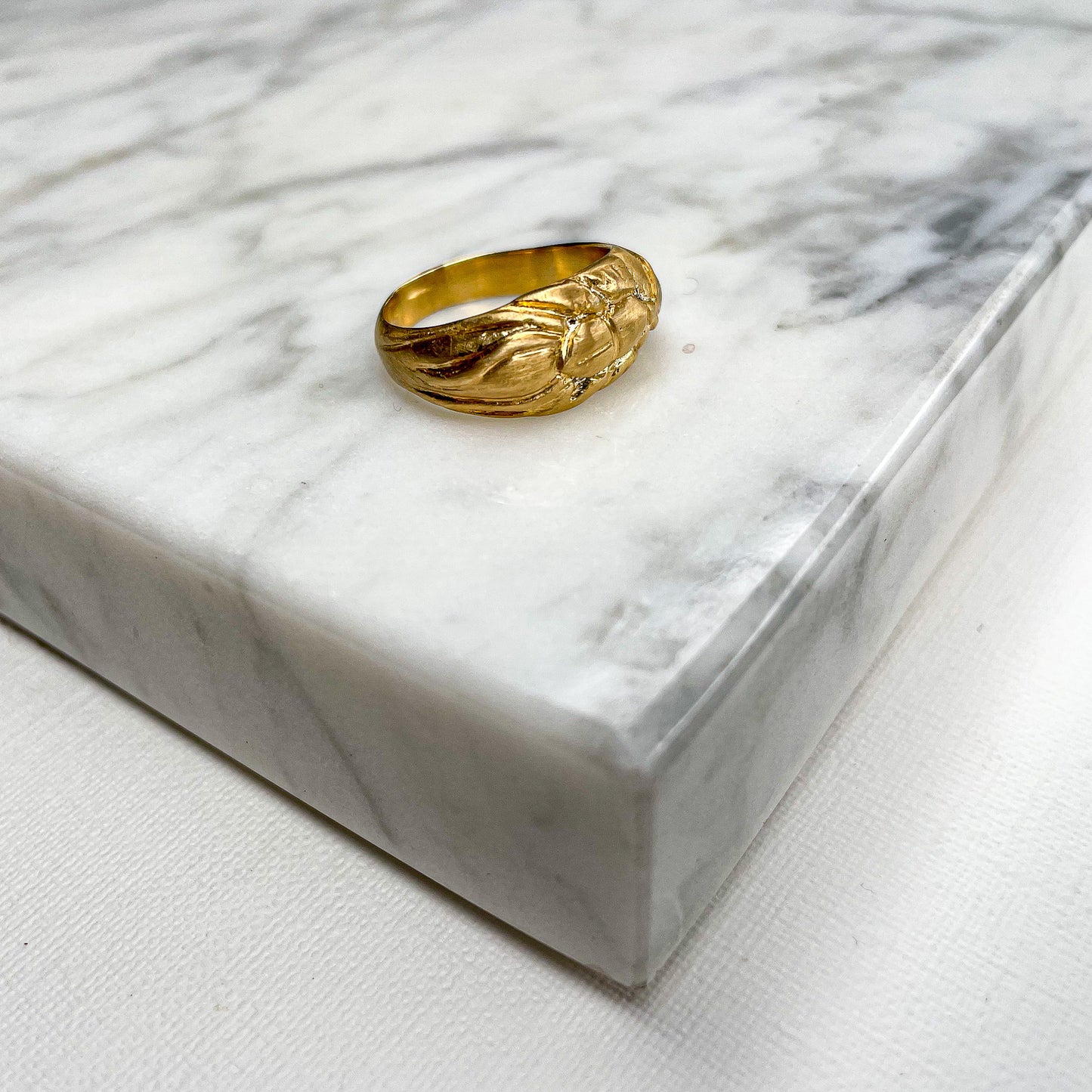 Easal Ring