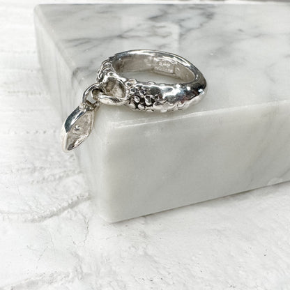 Hanging One Eye Ring