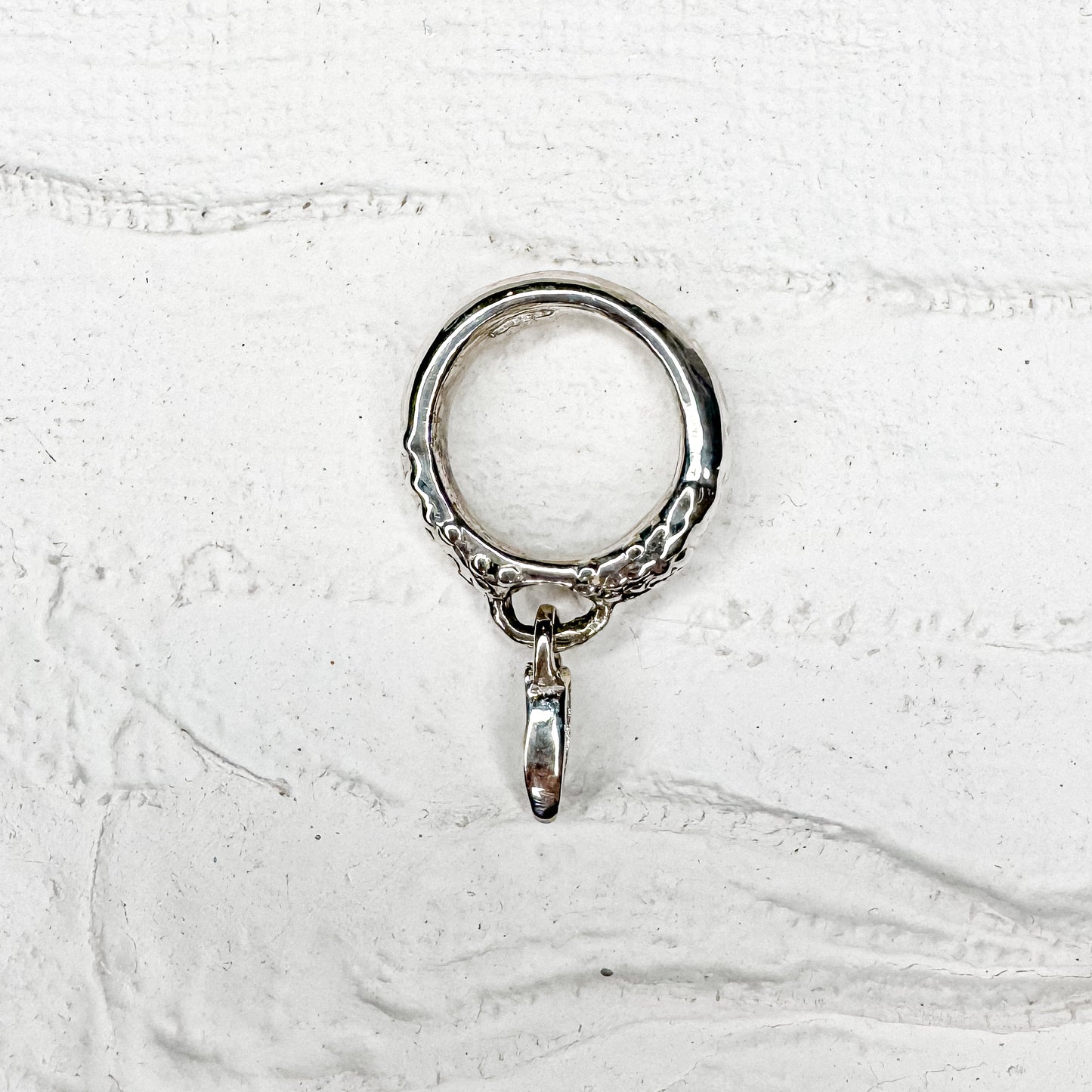 Hanging One Eye Ring