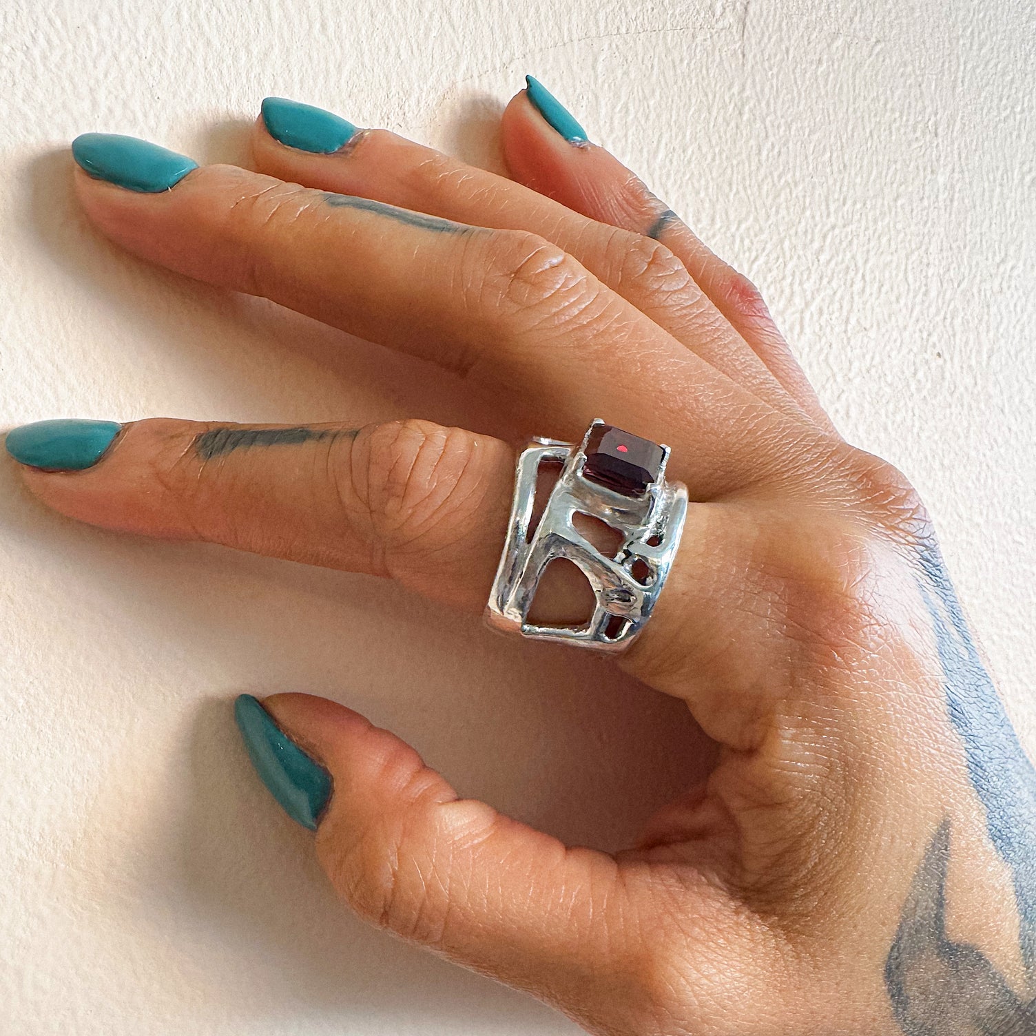 CAGED RING