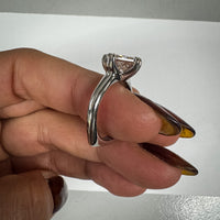 Princess-Cut Engagement Ring in Platinum