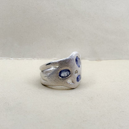 Free-Hand Tanzanite Gemstone Ring
