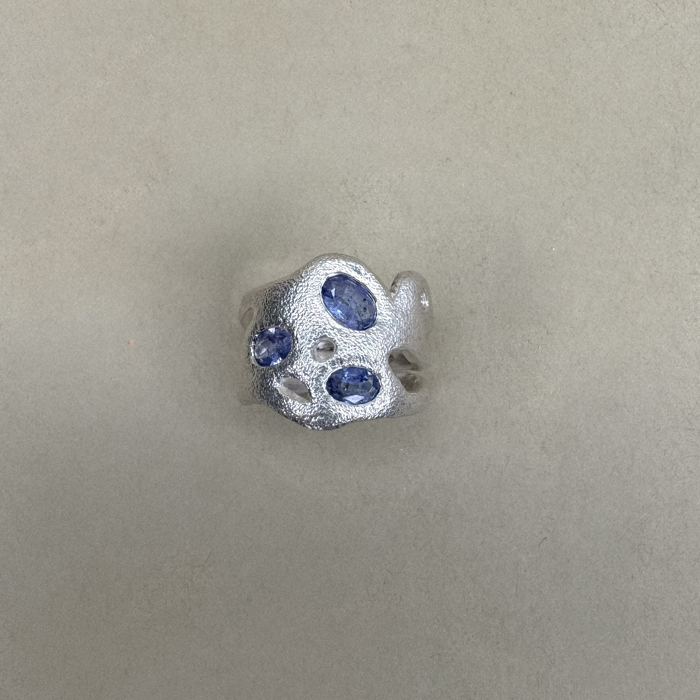 Free-Hand Tanzanite Gemstone Ring