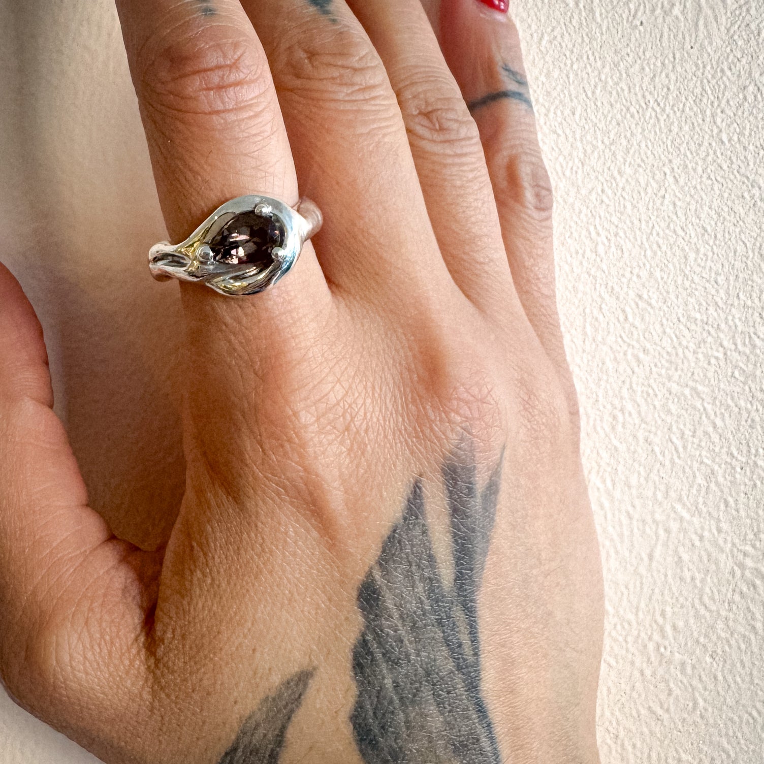 Free-Hand twister Ring