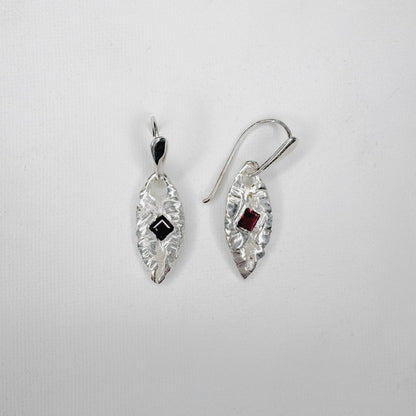 Free-Hand banana Leaf Earrings Set