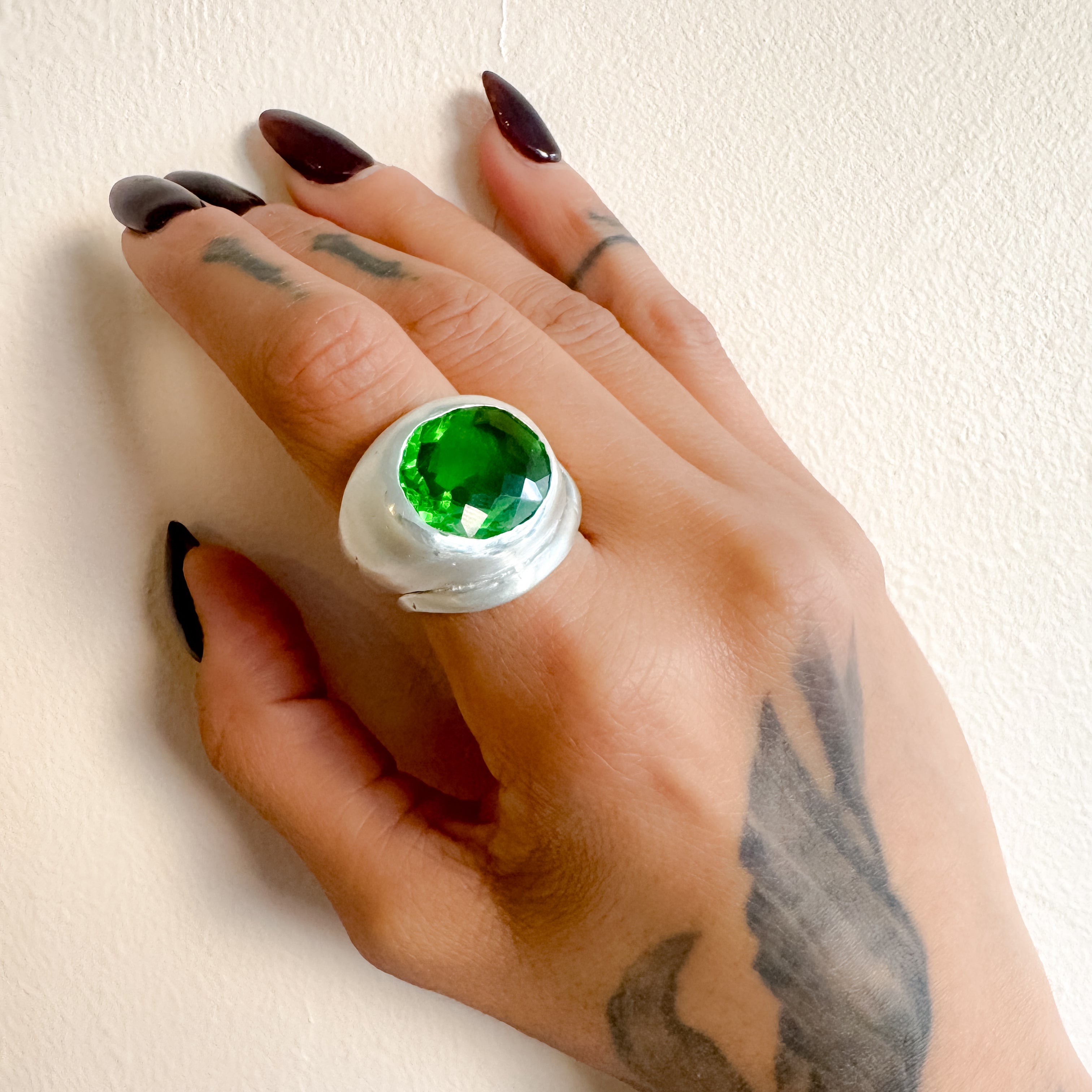 Free-Hand the big Apple Ring