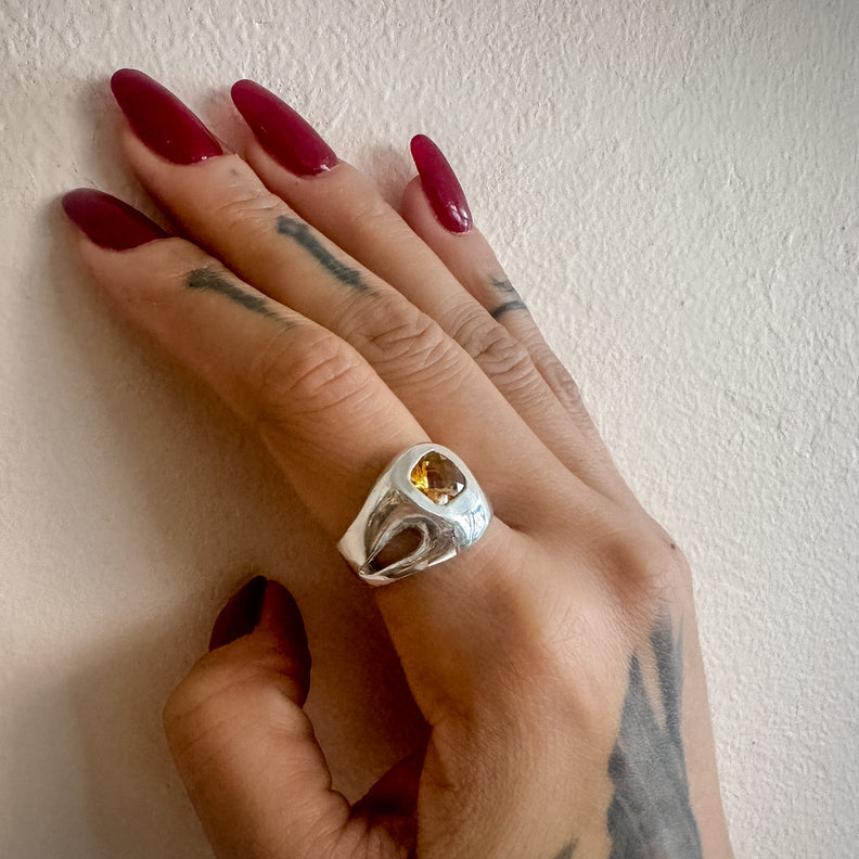 Free-Hand honeycomb Ring